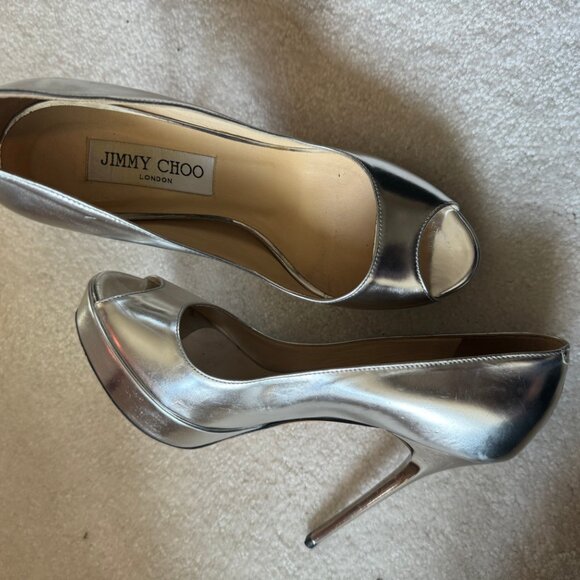 Jimmy Choo Patent leather silver heels - Picture 11 of 15